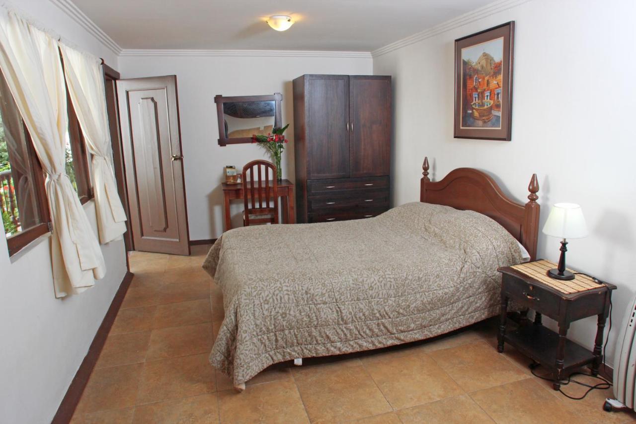 Casa Macondo Bed & Breakfast Cuenca Exteriör bild
